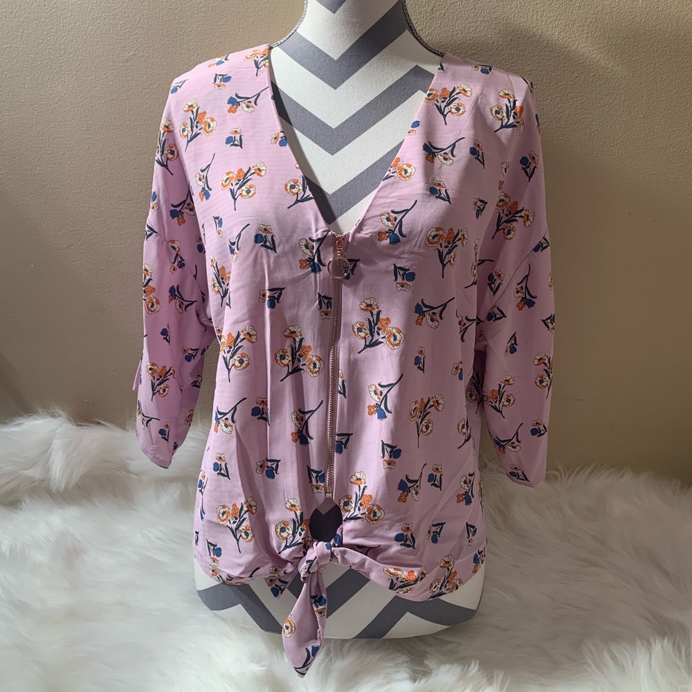 Code + Mode size L zipped and tied floral top